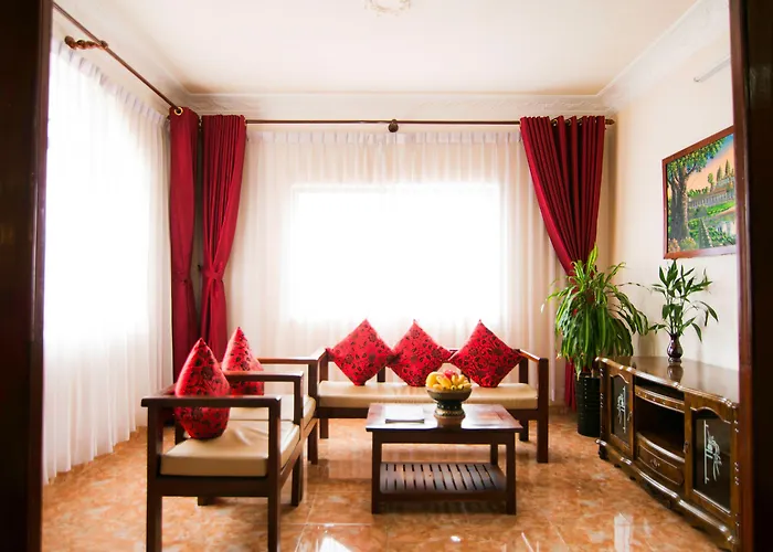 Reaksmey Chanreas Hotel 3*